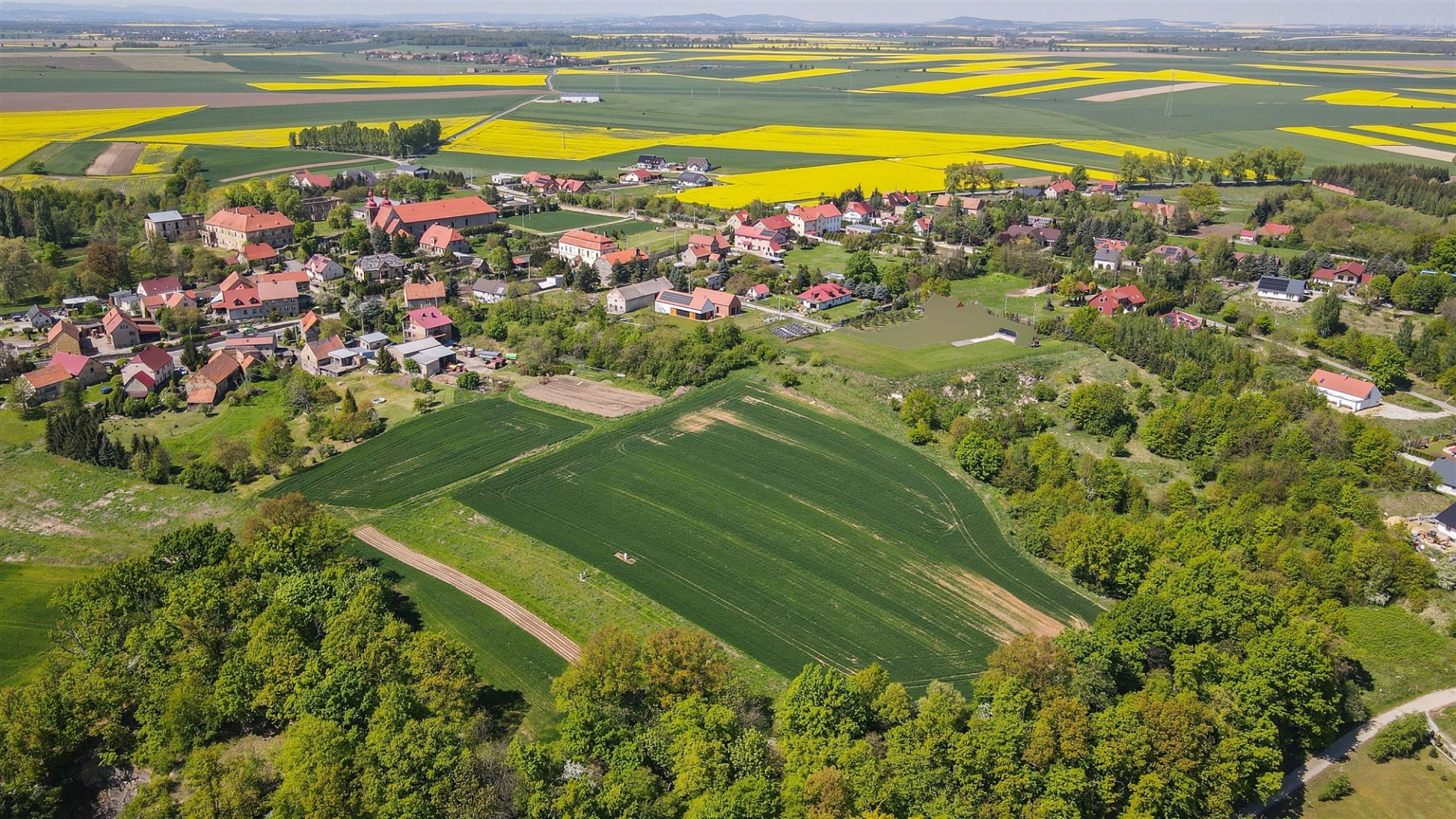 Działka na sprzedaż